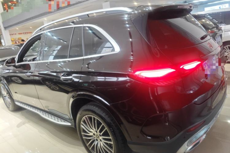 Used Mercedes-Benz GLC 2023 GLC 300 L 4MATIC Dynamic 7-Seater
