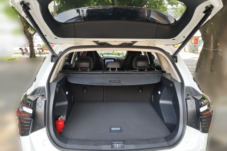 Used Hongqi HS3 2024 1.5T Shanwei Edition Trunk