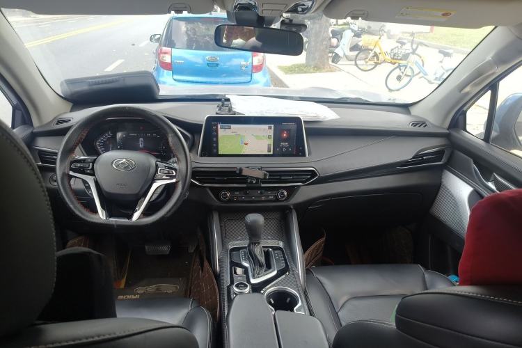 Used SAIC MAXUS D90 2017 2.0T Automatic All-Wheel Drive Sirius Center Console