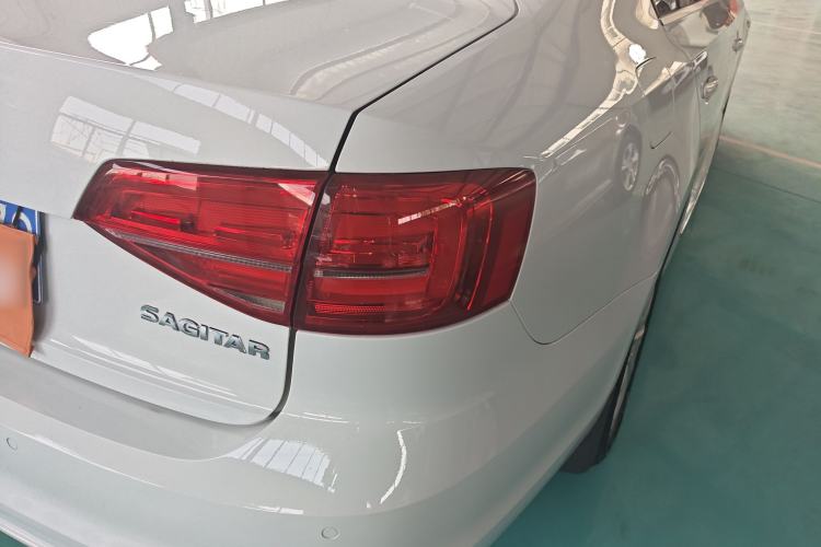 Used Volkswagen Sagitar 2015 1.6L Automatic Comfort Model