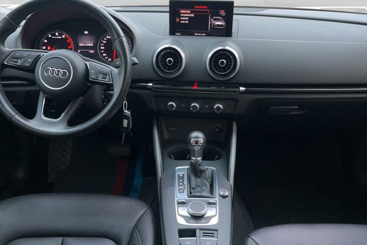 Used Audi A3 2018 30th Anniversary Edition Limousine 35 TFSI Fashion Model
