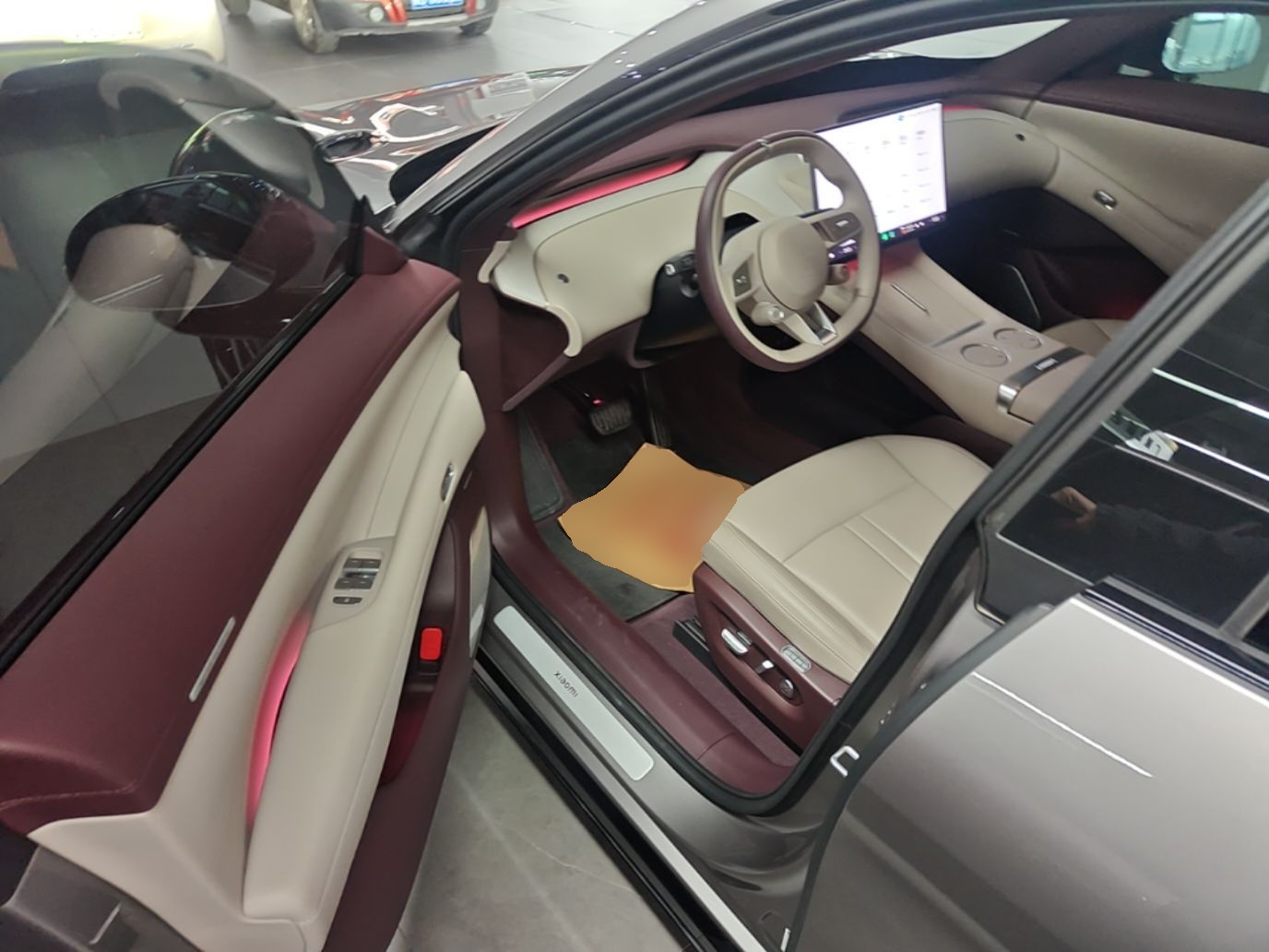 Xiaomi Auto YU7 2025 Ultra-Long Range All-Wheel Drive Pro Version — снимка 18