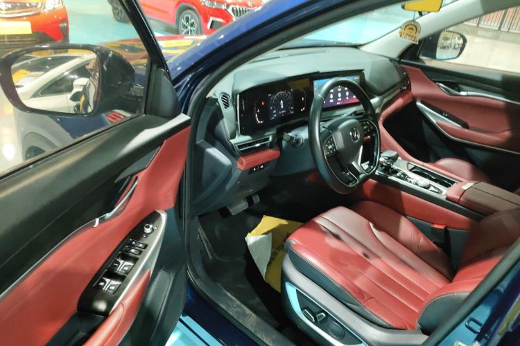 Used CHANGAN CS75 PLUS 2021 1.5T Automatic Prestige Model
