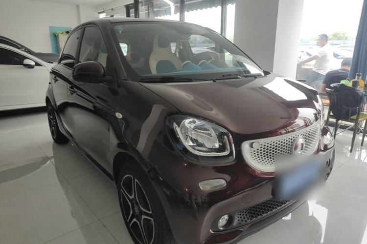 Used smart forfour 2016 0.9T 66 kW Ultimate Edition
