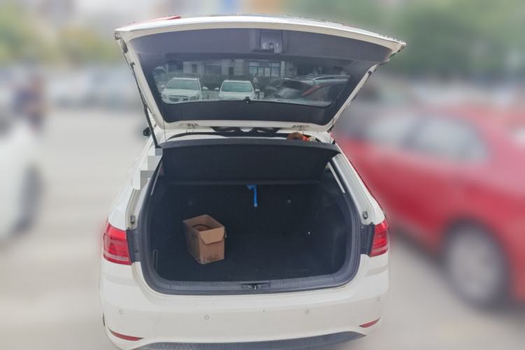 Used Volkswagen Gran Lavida 2017 180TSI DSG Comfort Edition Trunk