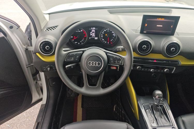 Used Audi Q2L 2018 35 TFSI Fashion Dynamic Version China VI Emission Standard