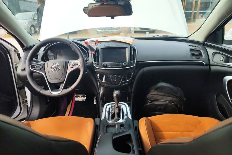 Used Buick Regal 2015 1.6T Elite Tech Model Center Console