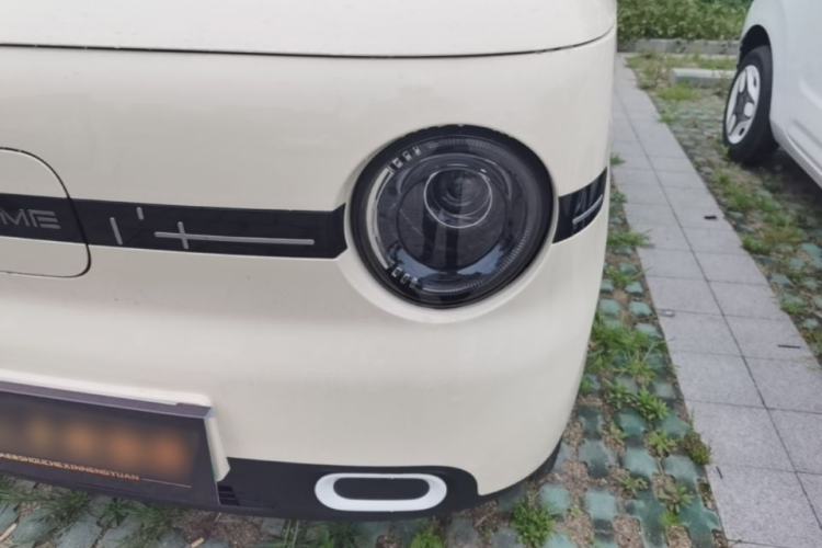 Used Geely Galaxy Panda 2025 210 km – Yuanqi Bear Left Front Headlight