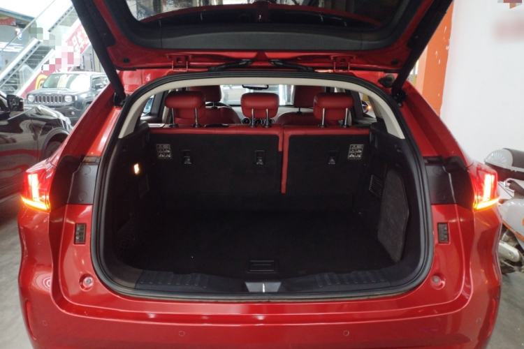 Used Wey VV5 2017 2.0T Ultra-Luxury Version
