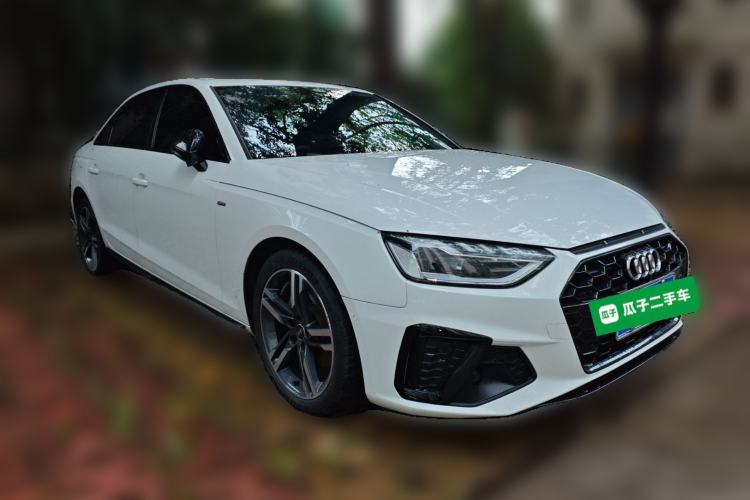 Used Audi A4L 2022 40 TFSI Luxury Dynamic Model
