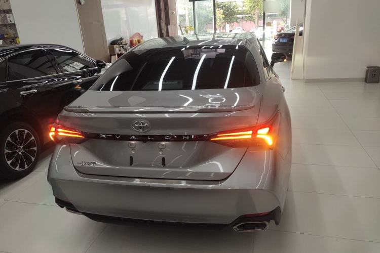 Used Toyota Avalon 2022 2.5L Luxury Edition
