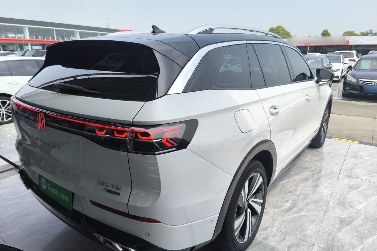 Used Volkswagen Tavendor 2023 380TSI Four-Wheel Drive R-Line Cruise Edition
