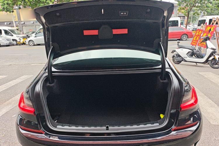 Used BMW 3 Series 2020 325Li M Sport Night Edition Package Trunk