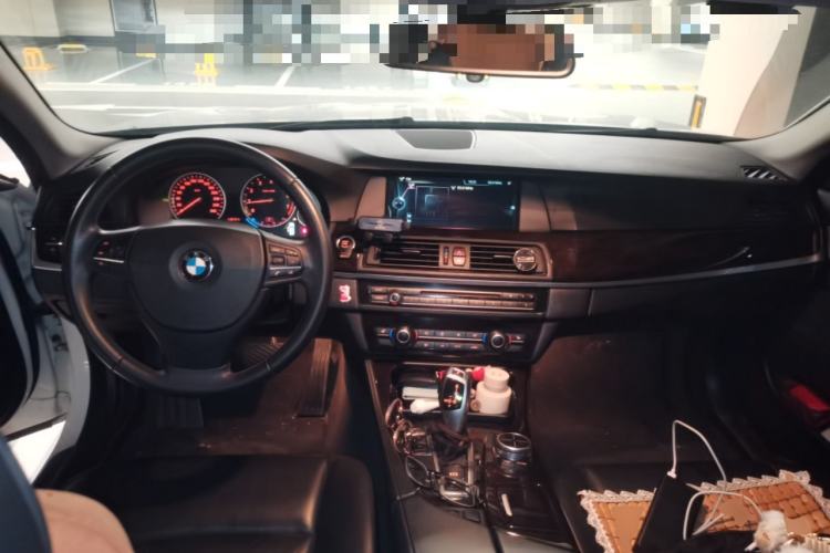 Used BMW 5 Series 2013 525Li Luxury Model