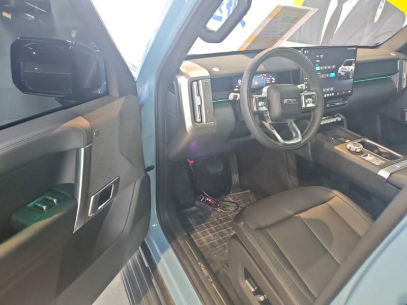 Used iCAR V27 2026 Model 210KM Two-Wheel Drive Falcon 500 — 15