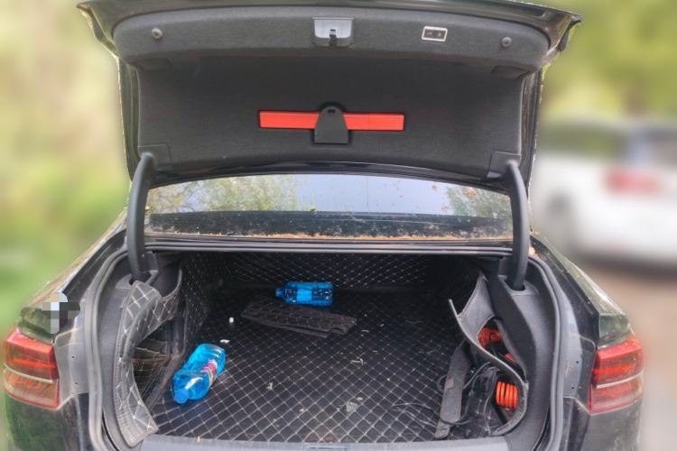 Used Volkswagen Phideon 2019 380TSI Two-Wheel Drive Business Edition China VI Standard
