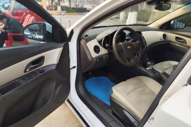 Used Chevrolet Cruze 2015 1.5L Classic SE AT
