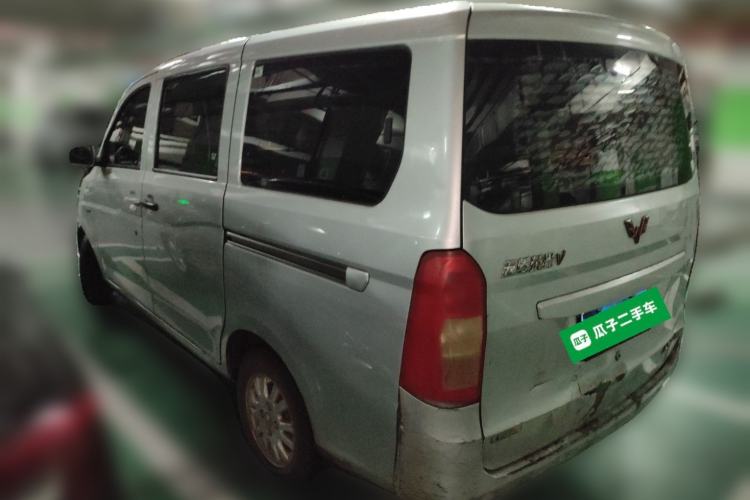 Used Wuling Rongguang V 2018 1.5L Standard Version
