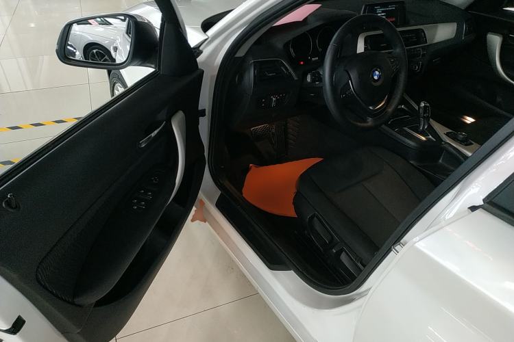 Used BMW 1 Series 2018 118i Leading Model Driver Seat