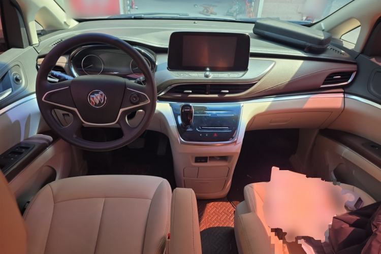 Used Buick GL8 2020 Land Cruiser Executive Class 652T Comfort Model
