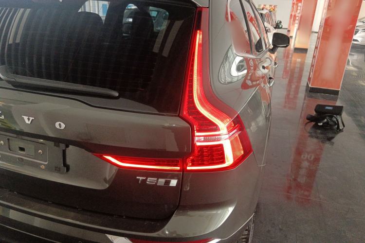 Used Volvo XC60 2020 T5 4x4 Zhiyi Luxury Edition