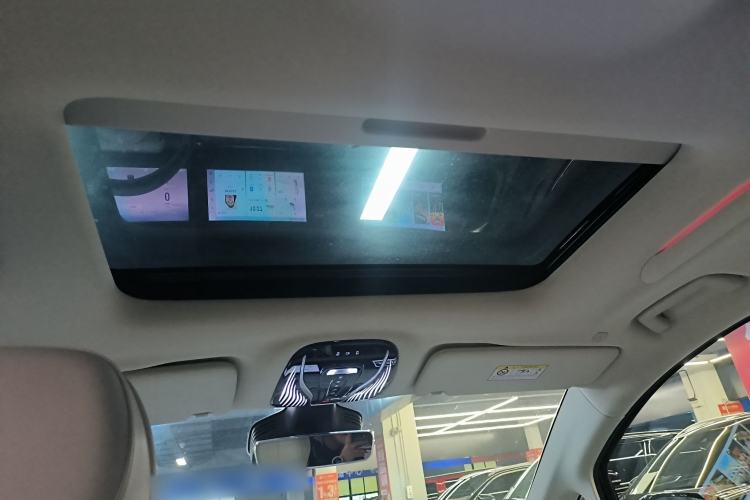 Used VOYAH Dream 2022 Low-Carbon Edition Dream+ Smart Enjoyment Package Headliner