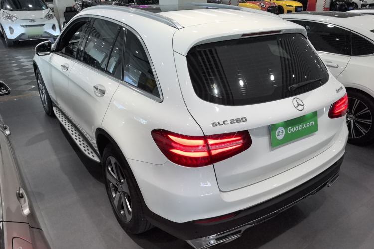 Used Mercedes-Benz GLC 2016 GLC 260 4MATIC Luxury Model Rear Left 45 Deg