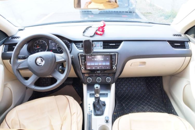 Used Skoda Octavia 2015 1.6L Automatic Yijie Edition