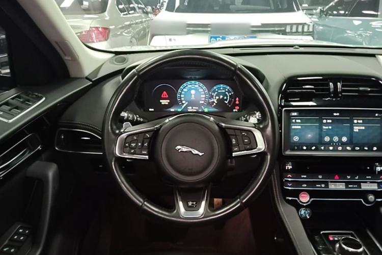 Used Jaguar F-PACE 2018 3.0 SC Four-Wheel Drive R-Sport Sport Edition

