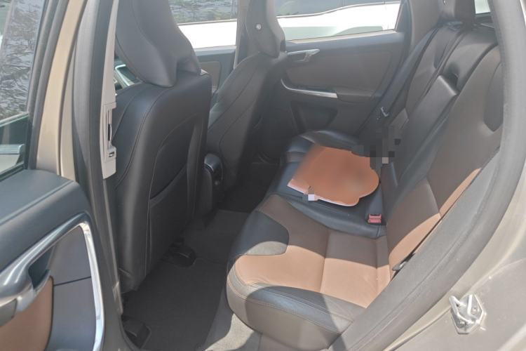 Used Volvo XC60 2015 T5 AWD Zhiyuan Edition
