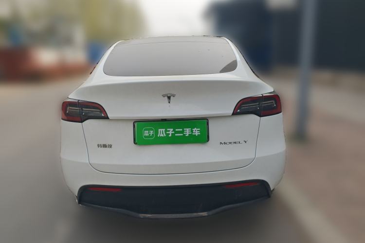 Used Tesla Model Y 2024 Long-Range All-Wheel-Drive Version