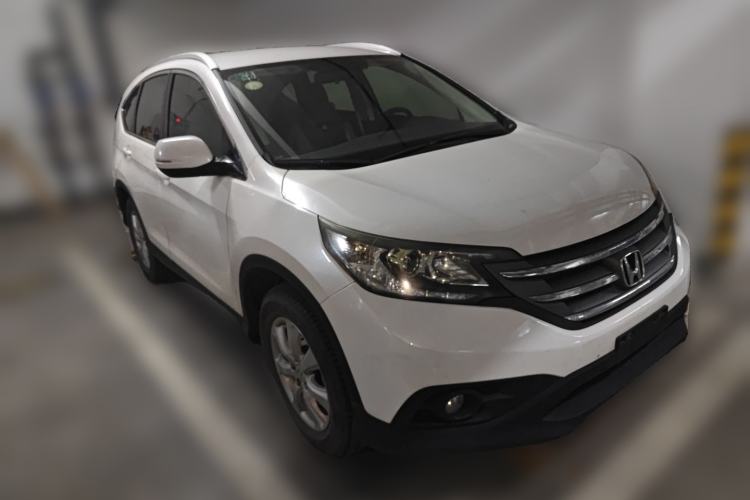 Used Honda CR-V 2015 2.0L 2WD Classic Edition Front Right 45 Deg