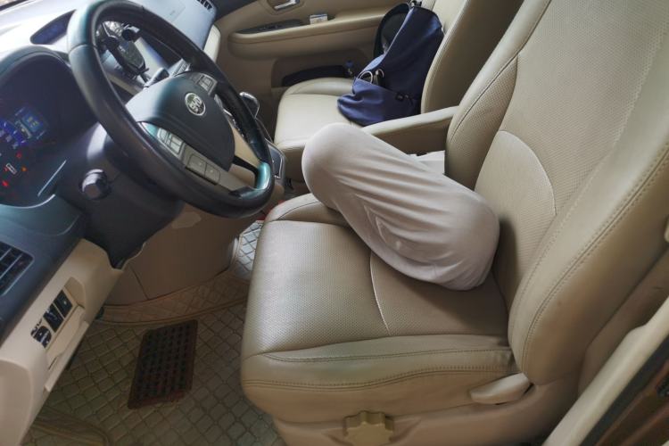 Used BYD S6 2011 2.4L Automatic Luxury Edition Left Front Seat