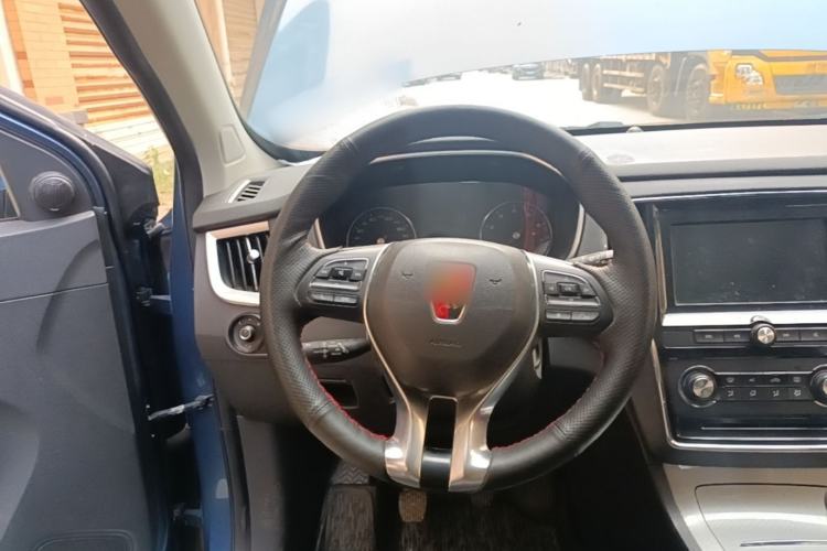 Used Roewe RX5 2018 20T Two-Wheel Drive Manual Flagship Edition
