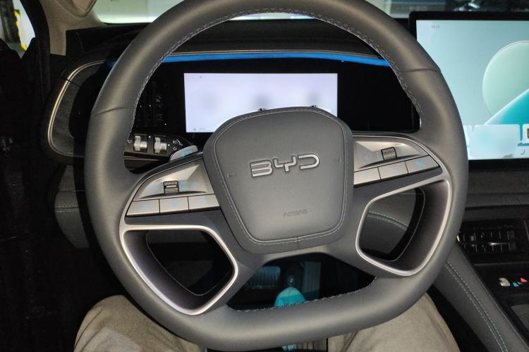 Used BYD Sealion 07 DM-i 2025 150 Flagship+ Edition Steering Wheel