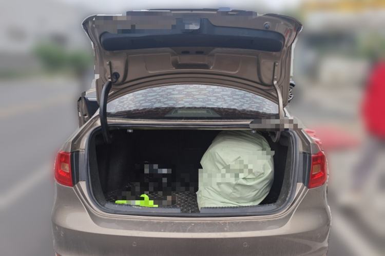 Used Volkswagen Sagitar 2014 Revised Version 1.6L Automatic Leading Edition
