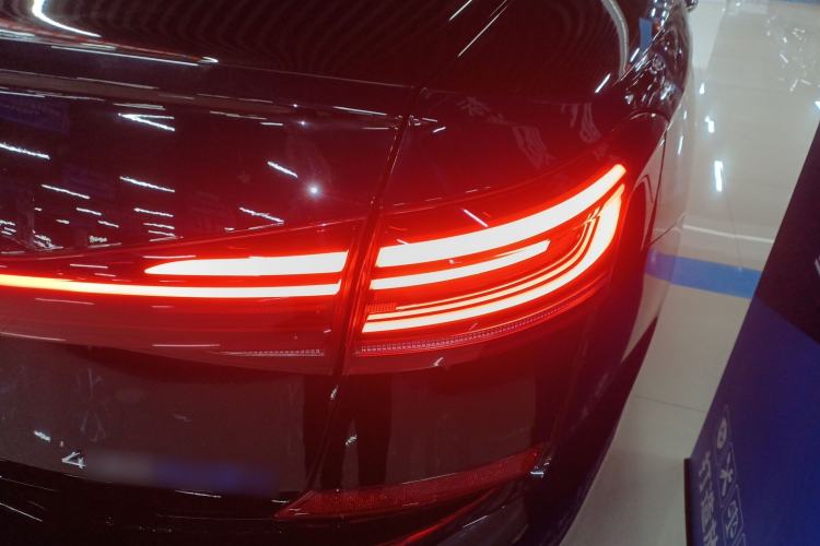 Used Volkswagen Passat New Energy 2023 430 PHEV Hybrid Elite Edition Right Rear Taillight