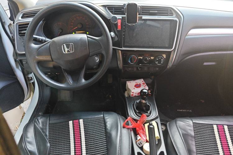 Used Honda Greiz 2016 1.5L Manual Classic Edition
