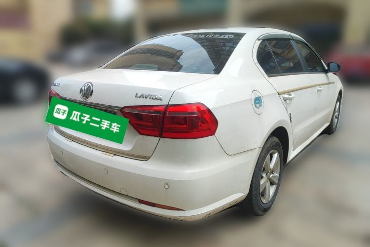 Used Volkswagen Lavida 2013 Revised Classic 1.6L Automatic Fashion Edition