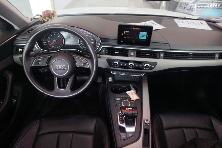 Used Audi A4L 2018 30th Anniversary Edition 40 TFSI Trendy Model
