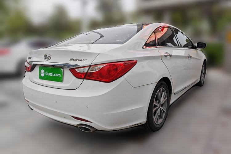 Used Hyundai Sonata 2014 2.0L Automatic Luxury Edition Rear Right 45 Deg