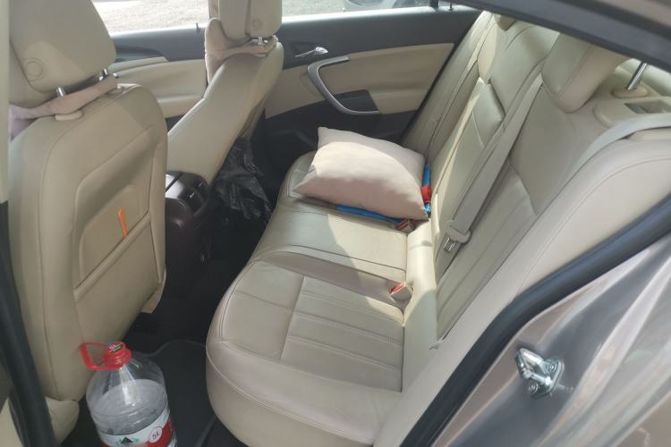 Used Buick Regal 2014 2.0L Elite Fashion Edition Left Rear Seat