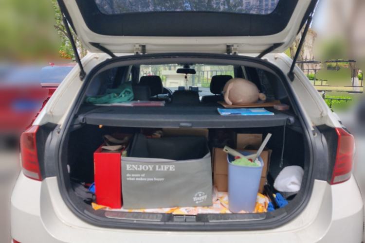 Used BMW X1 2014 sDrive18i Fashion Model Trunk