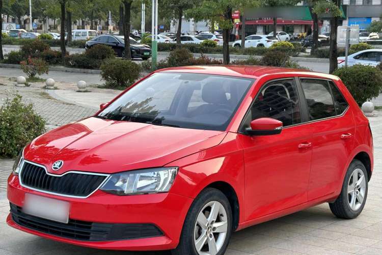 Used Skoda Fabia 2017 1.4L Automatic Car Enjoy Edition