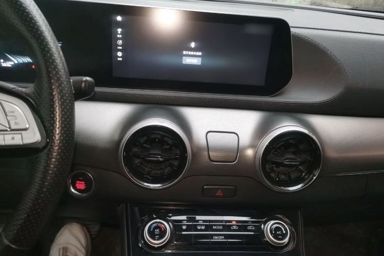 Used FORTHING T5 EVO 2021 1.5TD DCT Platinum Edition
