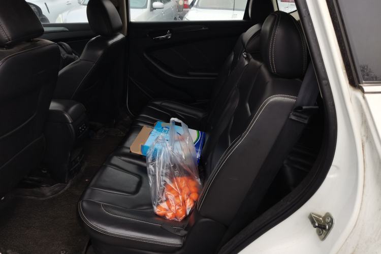 Used Dongfeng Fengon 580 2016 1.8L Manual Comfort Model
