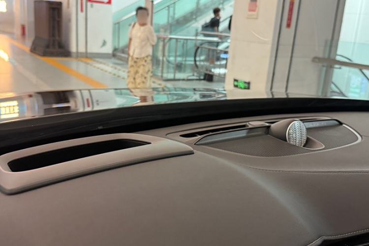 Used Volvo XC90 New Energy 2025 Facelifted T8 Luxury Flagship 7-Seater
