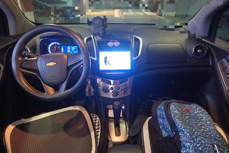 Used Chevrolet Trax 2014 1.4T Automatic Two-Wheel Drive Comfort Version Center Console