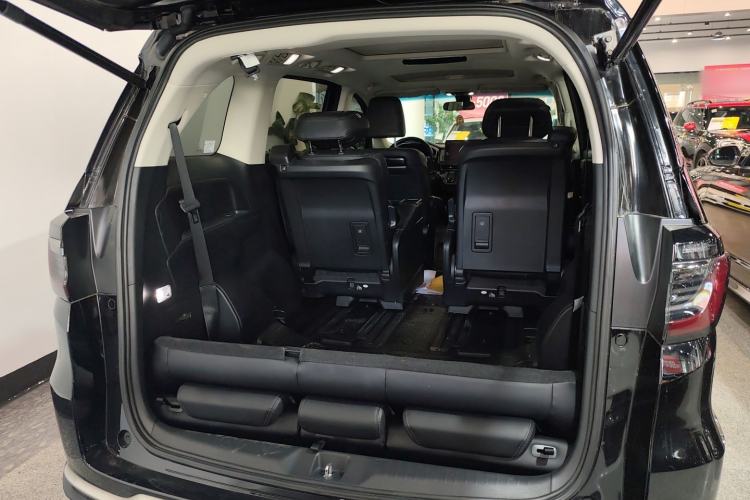 Used Honda Elysion 2022 2.0L eHEV Luxury First Edition
