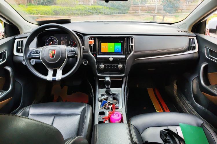 Used Roewe i6 2020 PLUS 1.6L CVT 4G Connected Glory Luxury Edition Center Console